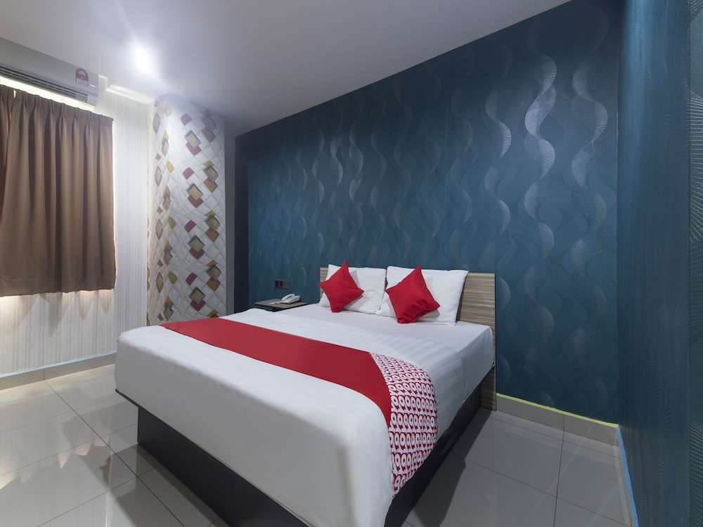 غرفة ديلوكس بسرير مزدوج، Super OYO Capital O 804 Hotel Pinji 3/4