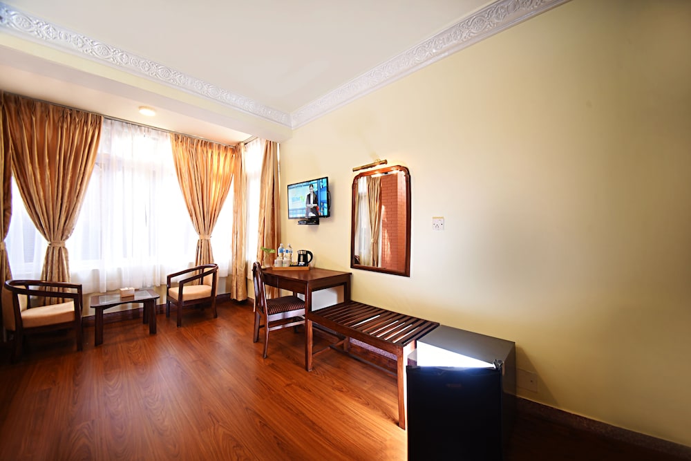 Nirvana Boutique Hotel 30/50