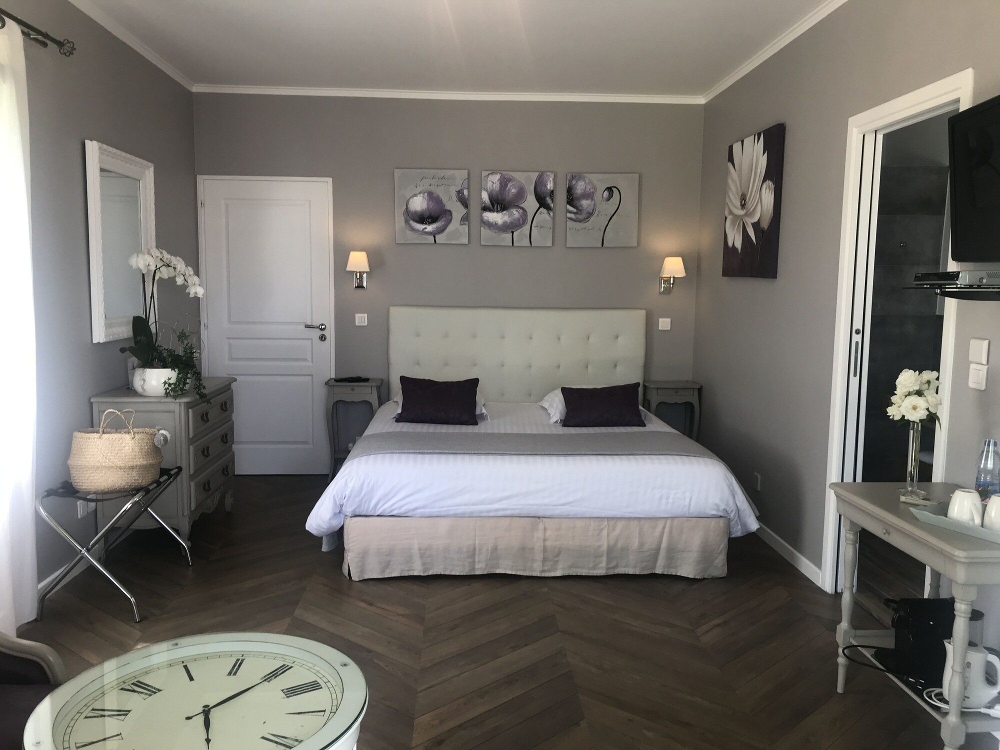 LUXURY, DOUBLE BED
