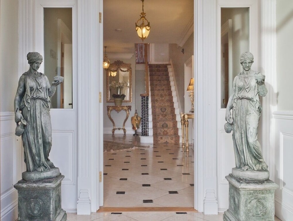 West Longridge Manor B&B 3/17