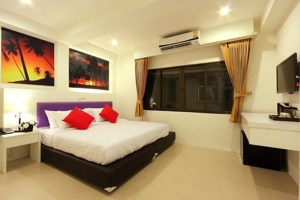 Armoni Patong Beach Hotel 15/78