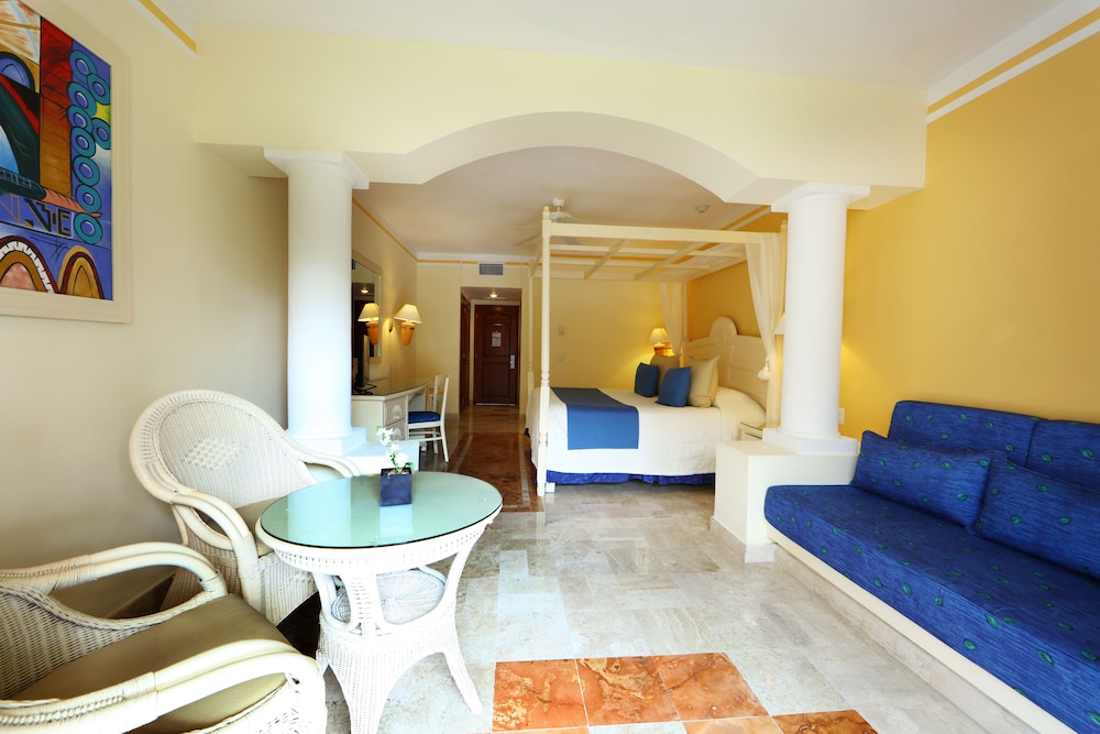 Bahia Principe Explore Akumal - All Inclusive 24/75
