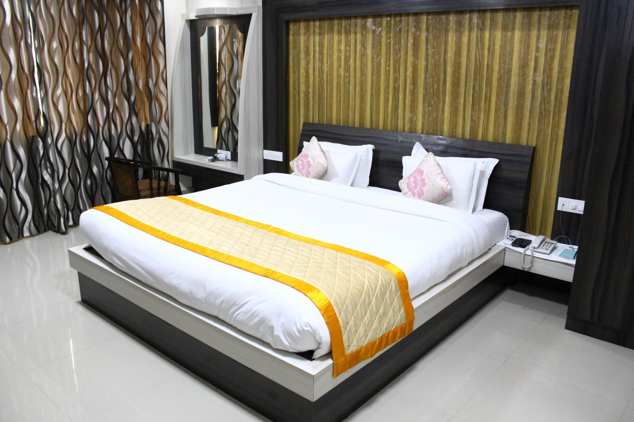 Regency, Suite