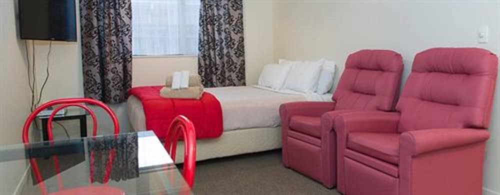 Hamilton Settlers Motor Lodge 28/37