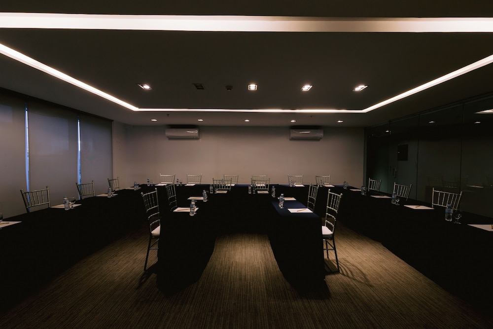 Arterra Hotel and Resort 37/50