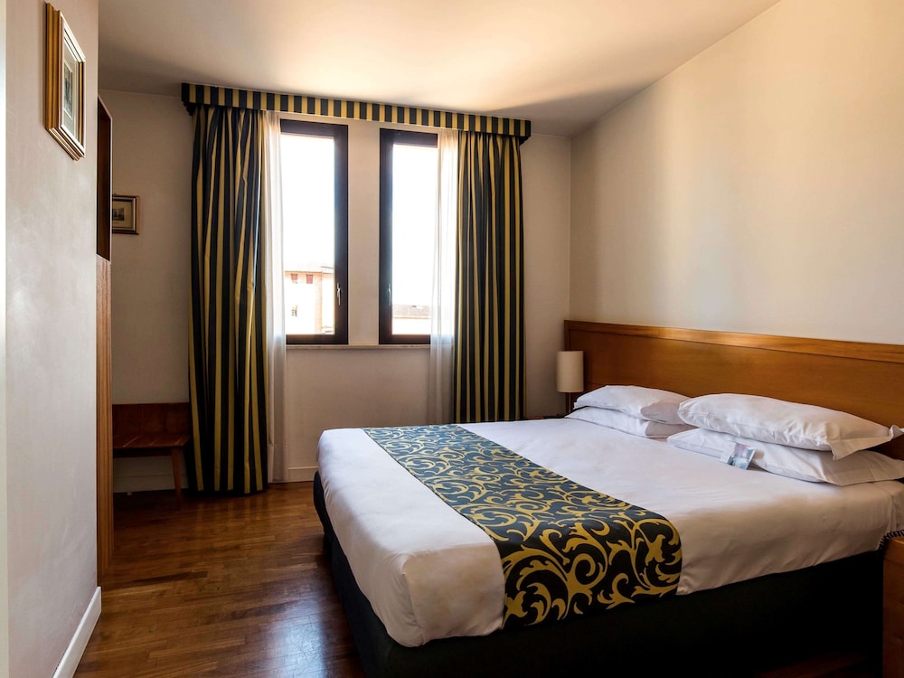 Ferrara Hotel 14/66