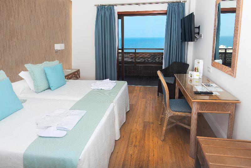 Room, Sea View