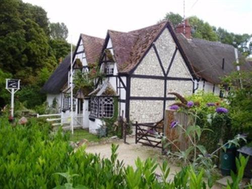 White Horse Inn 17/21