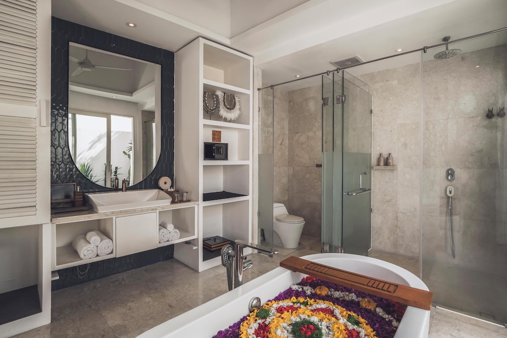 Aleva Villa Seminyak by Ini Vie Hospitality 47/50