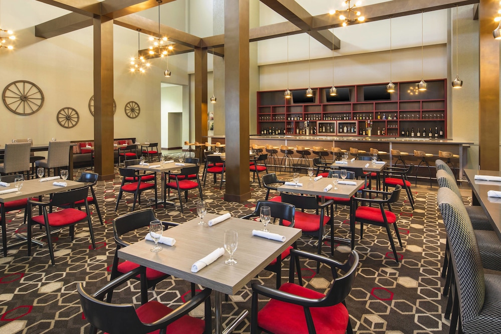 Four Points by Sheraton Bentonville 20/37