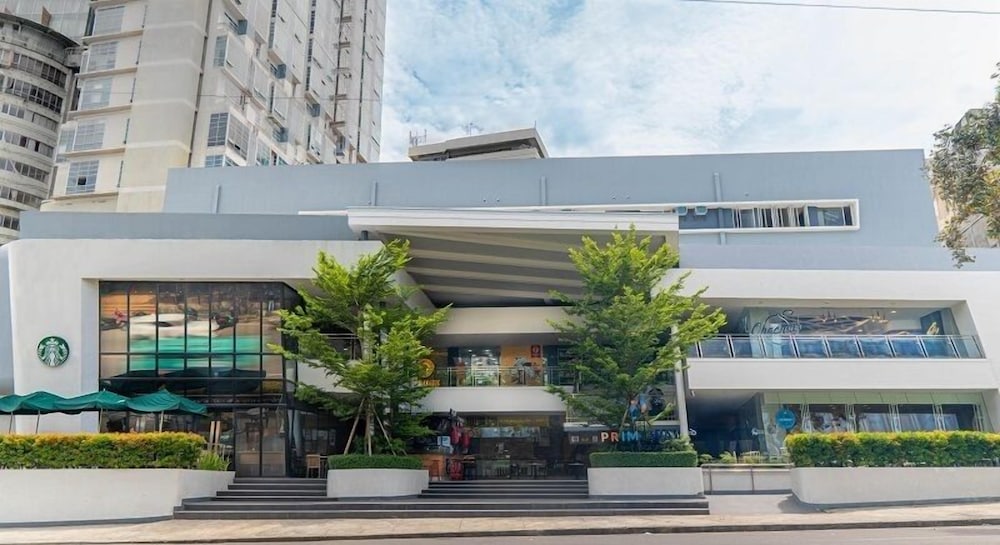 Primeway Suites Cebu photo1