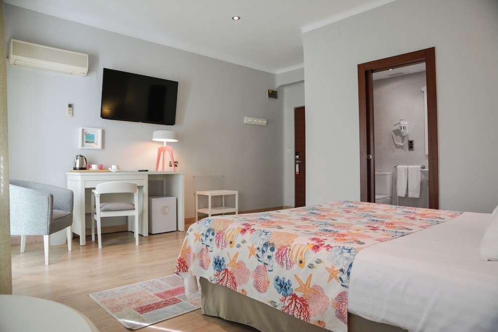 SUPERIOR, DOUBLE BED