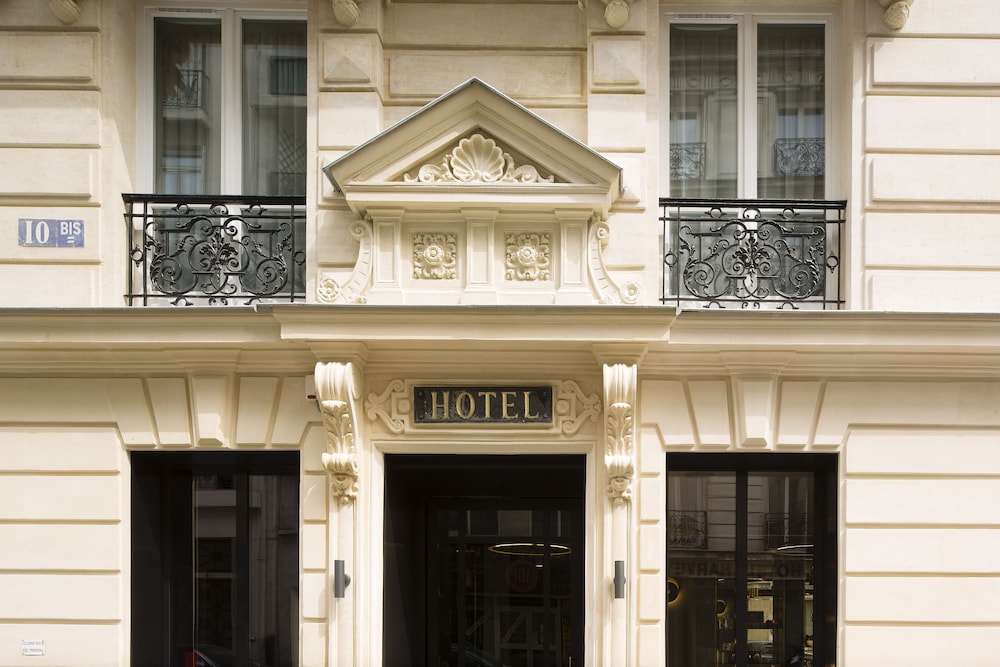 Le 10 Bis Hotel 4/65