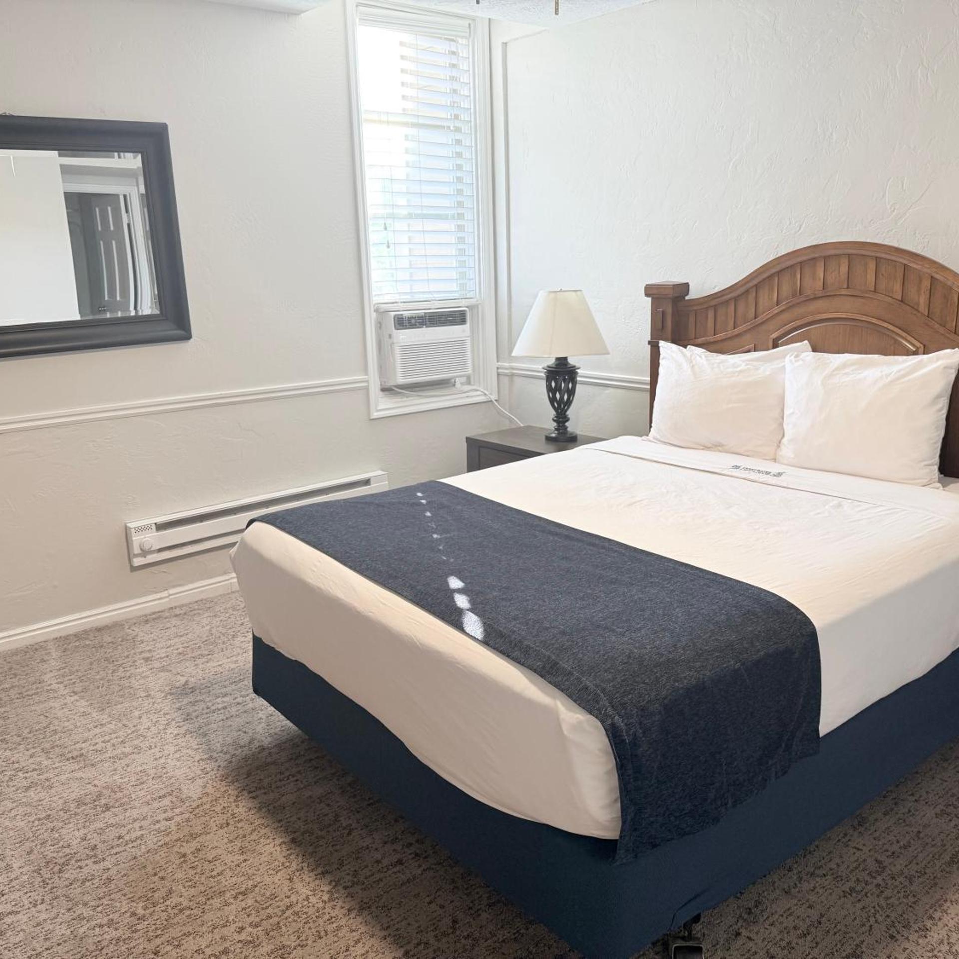 2 Bedrooms, Suite