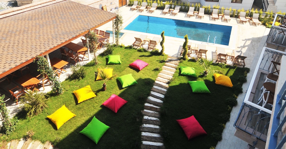 Cunda Rota Hotel 38/50