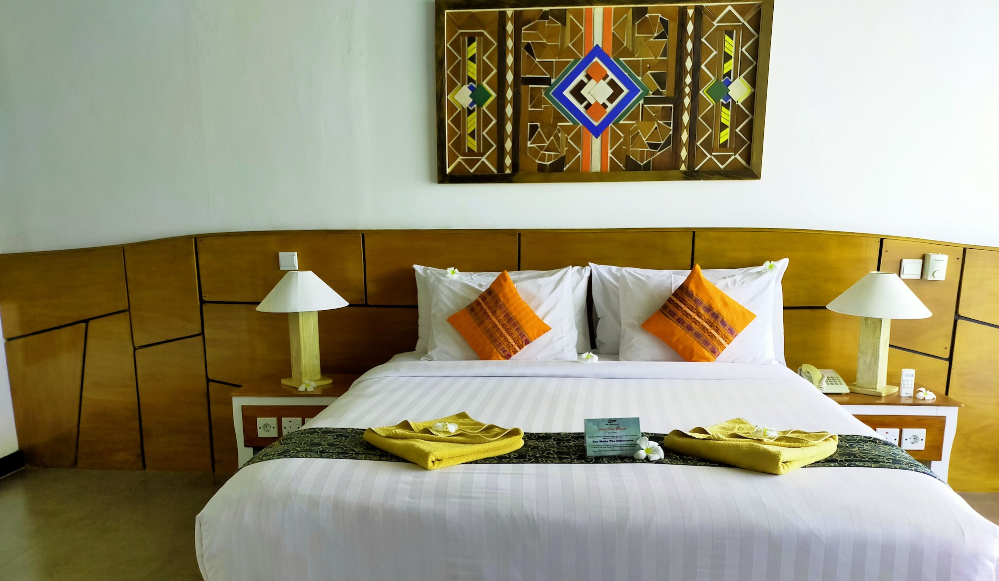 غرفة ديلوكس بسرير كينج بإطلالة على المسبح، The Trawangan Resort 8/10