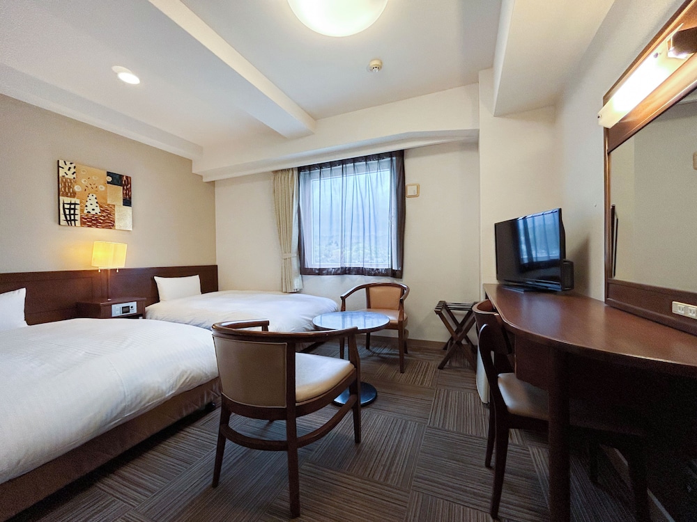 Hotel Route-Inn Nobeoka Ekimae 9/36
