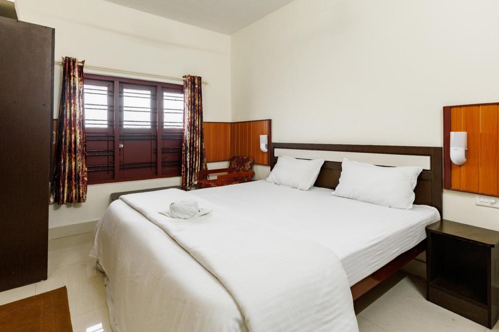 PAULSON PARK HOTEL 15/50