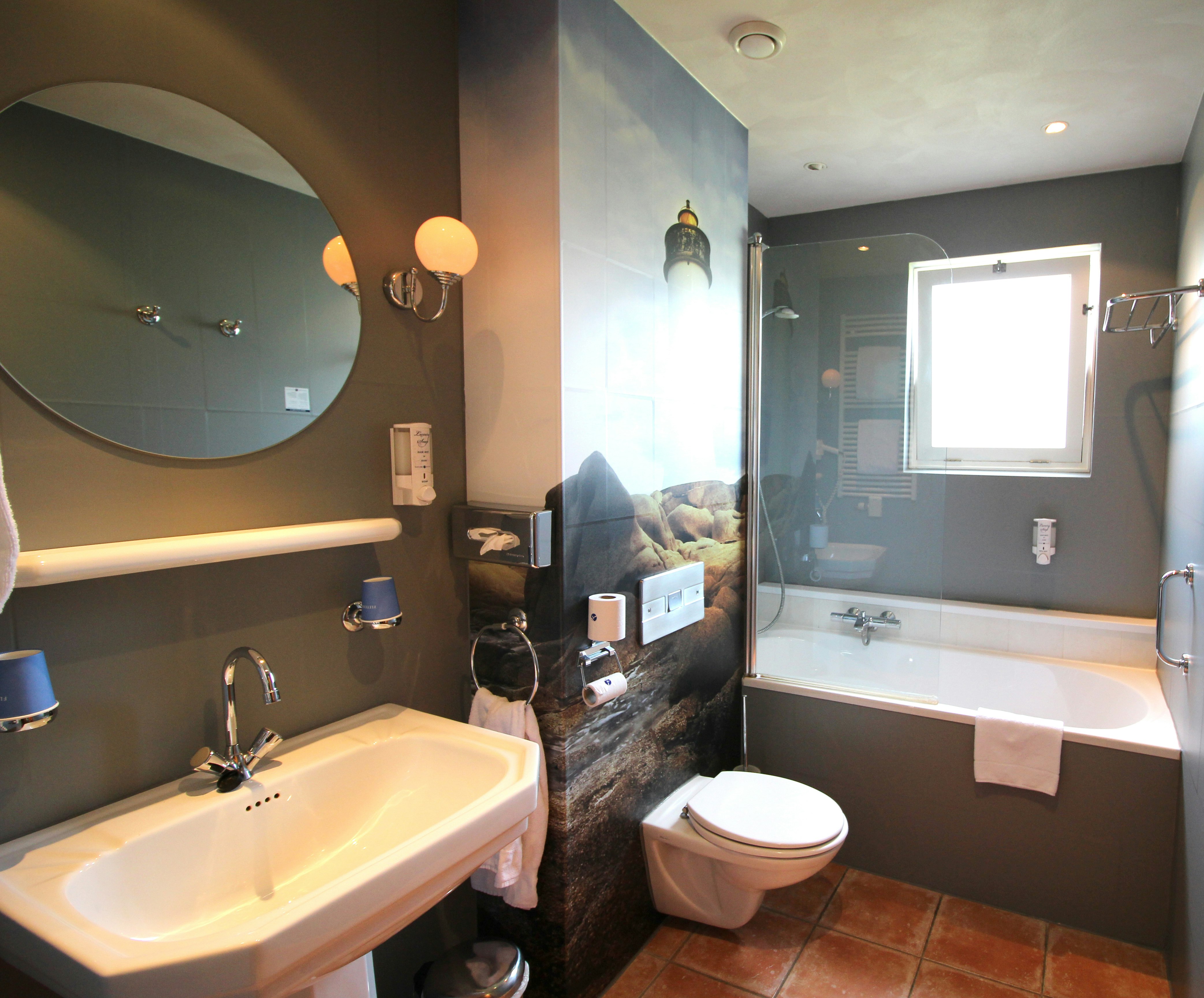 Fletcher Hotel-Restaurant De Witte Raaf 45/46