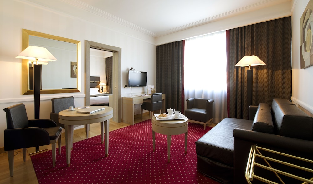 Grand Hotel Duca Di Mantova 24/36