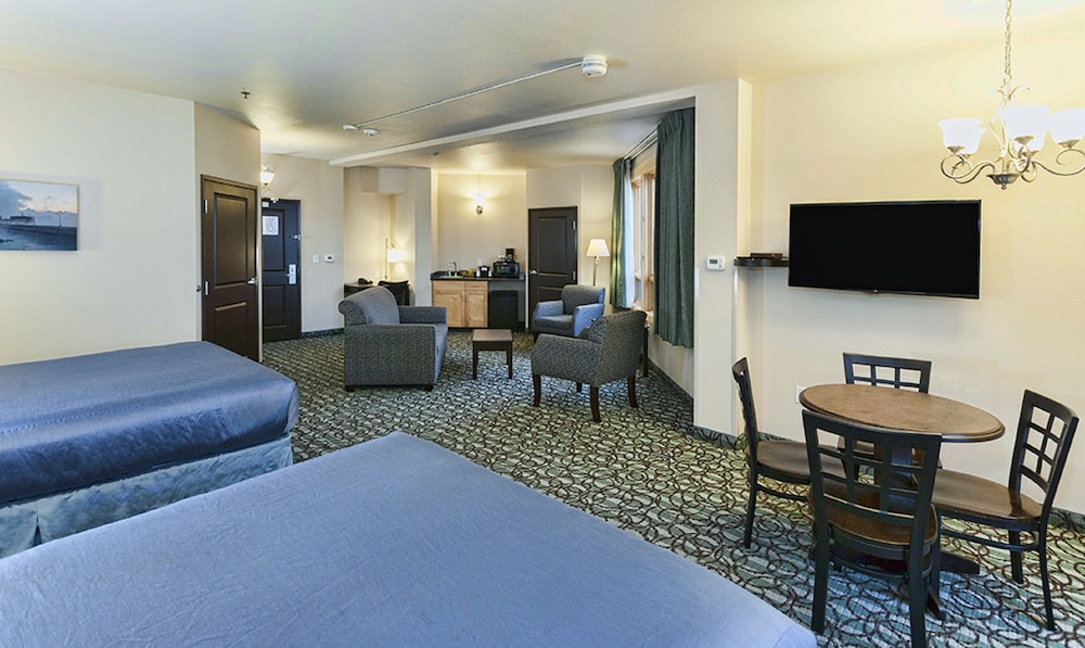 Park Point Marina Inn 29/72