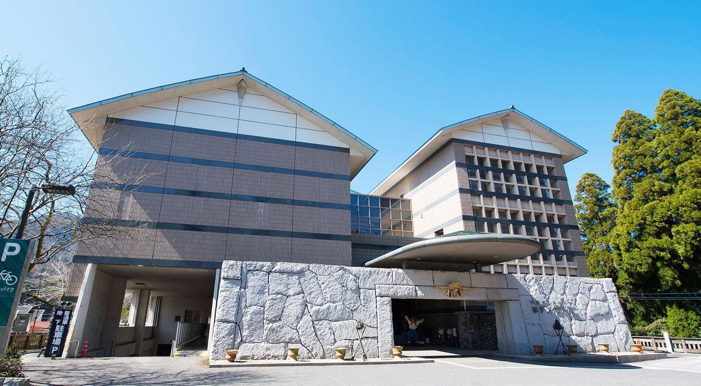 KOKUMIN SYUKUSYA HOTEL TAKACHIHO 1/23