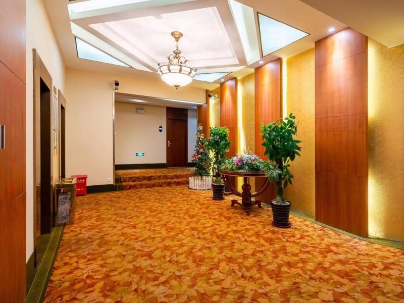 GreenTree Inn Shanghai East Xietu Road Jiuyuan Express Hotel 12/47