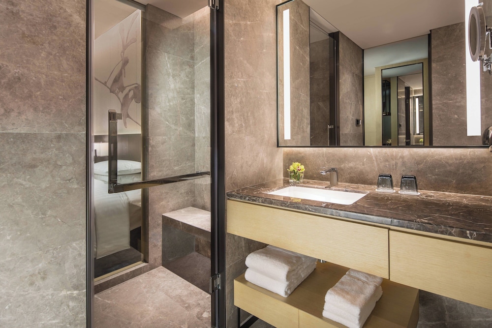 غرفة بريميير بسريرين منفصلين، Courtyard By Marriott Shanghai Hongqiao 3/4