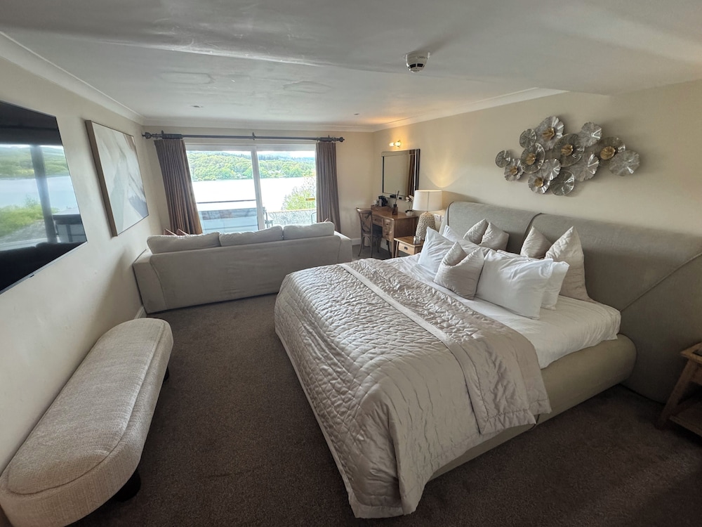Superior, King Bed, Adult Only, Hot Tub