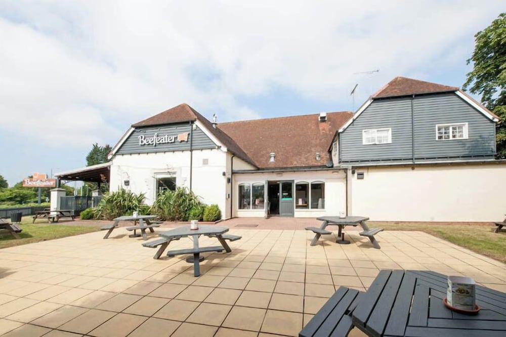 Premier Inn Derby West 48/51