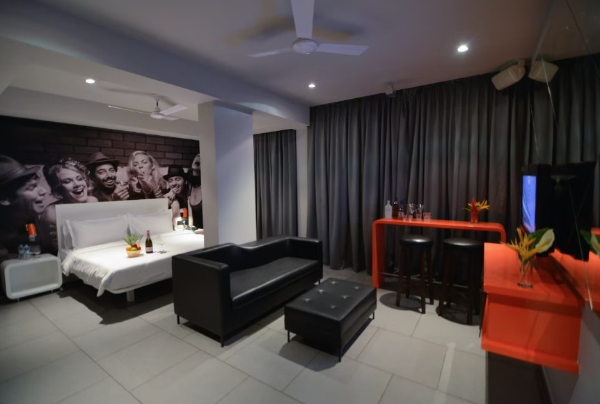 Party, Suite, Forest View, Balcony