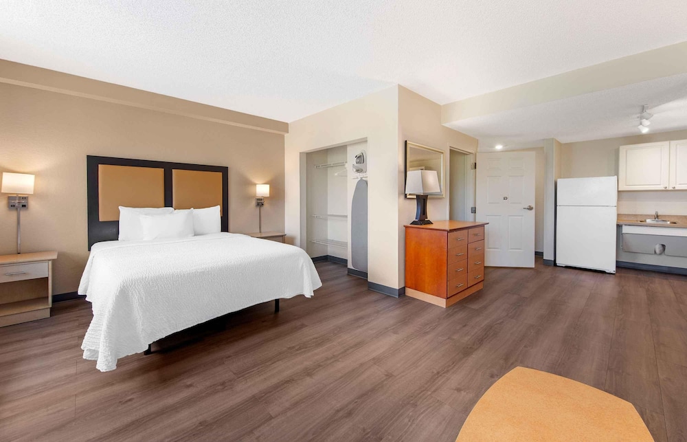Extended Stay America Fort Lauderdale Cypress Crk 6th Way 20/48