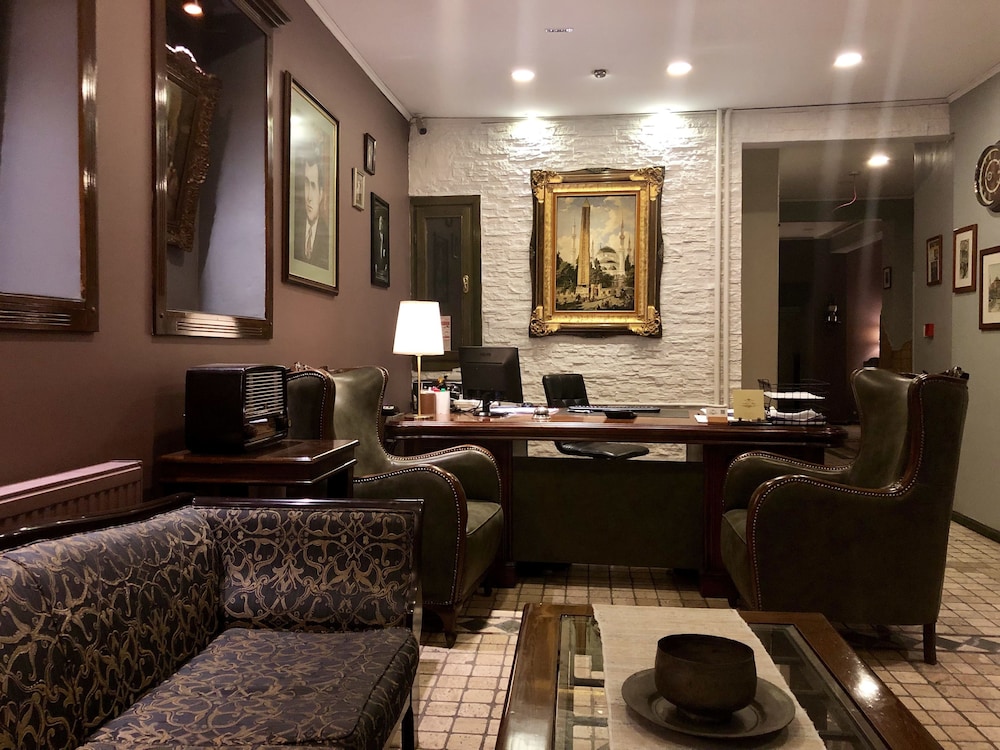 Hotel Fehmi Bey 51/75