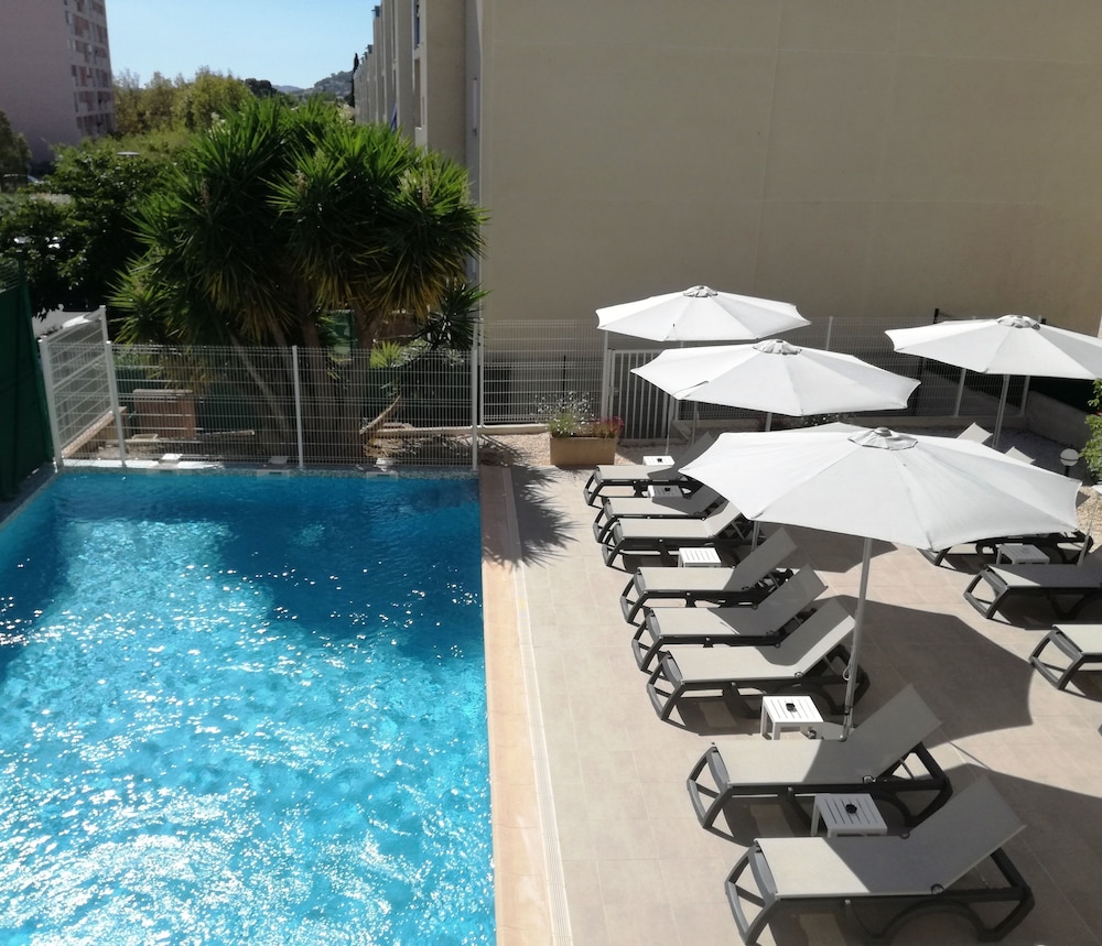 Ibis Budget Hyeres Centre Ville 1/70
