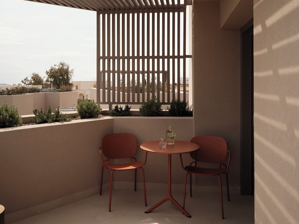 Enarma Suites & Spa 55/65