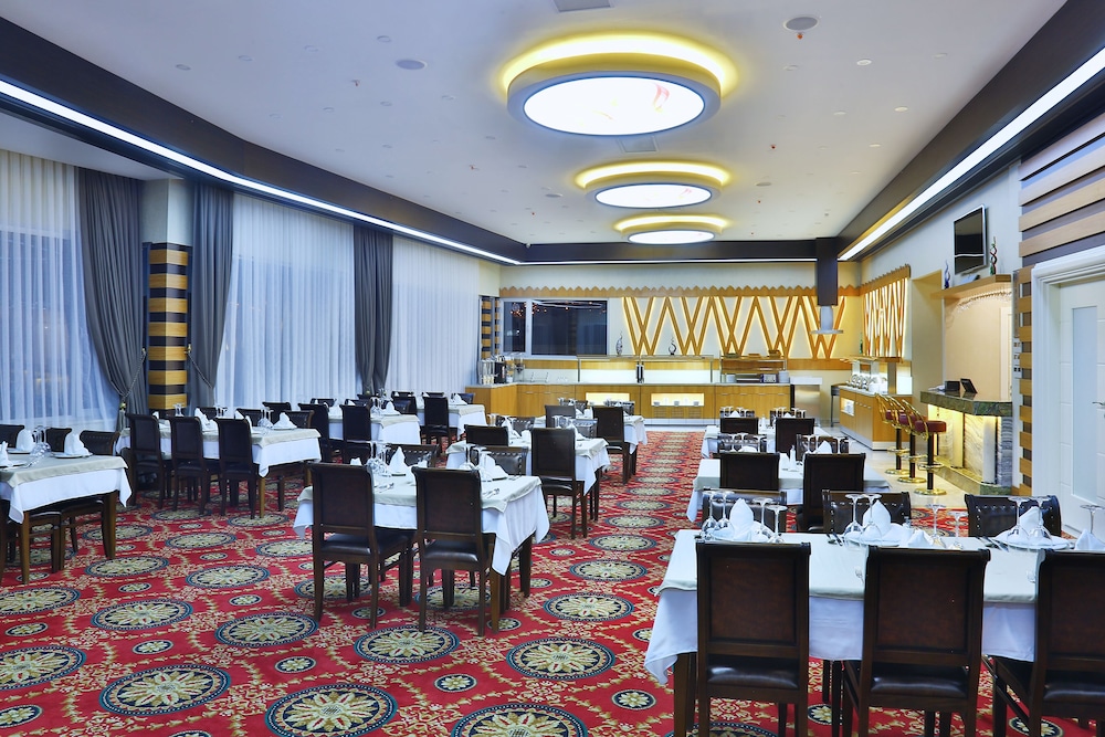 Marathon Hotel 36/39