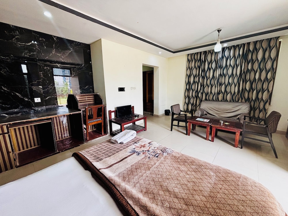 HOTEL SWARAJ RESORTS 37/73