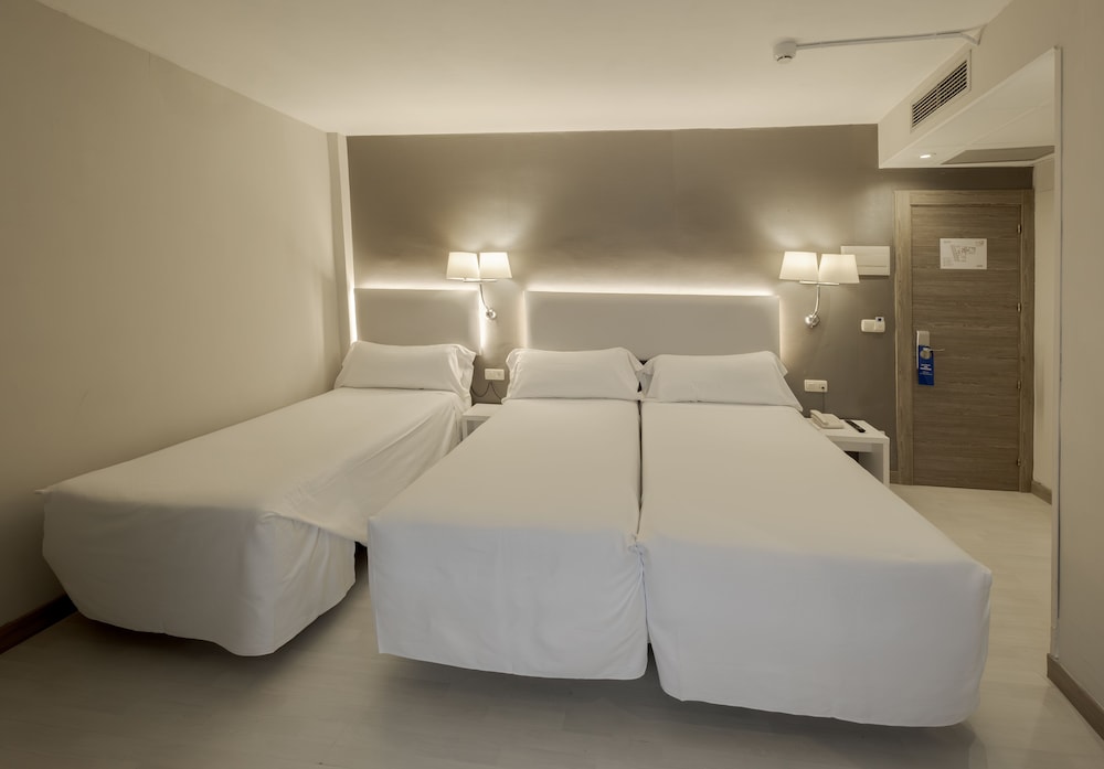 Hotel Bilbi 28/57