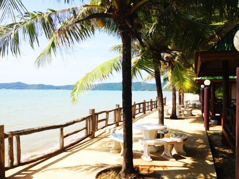 Sri Phairin Resort 26/30