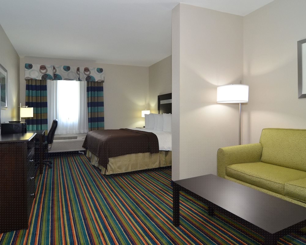 Quality Inn & Suites Kenedy - Karnes City 19/32