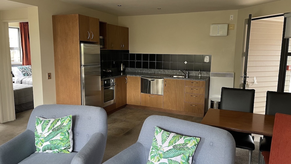 Coleraine Motel 12/34