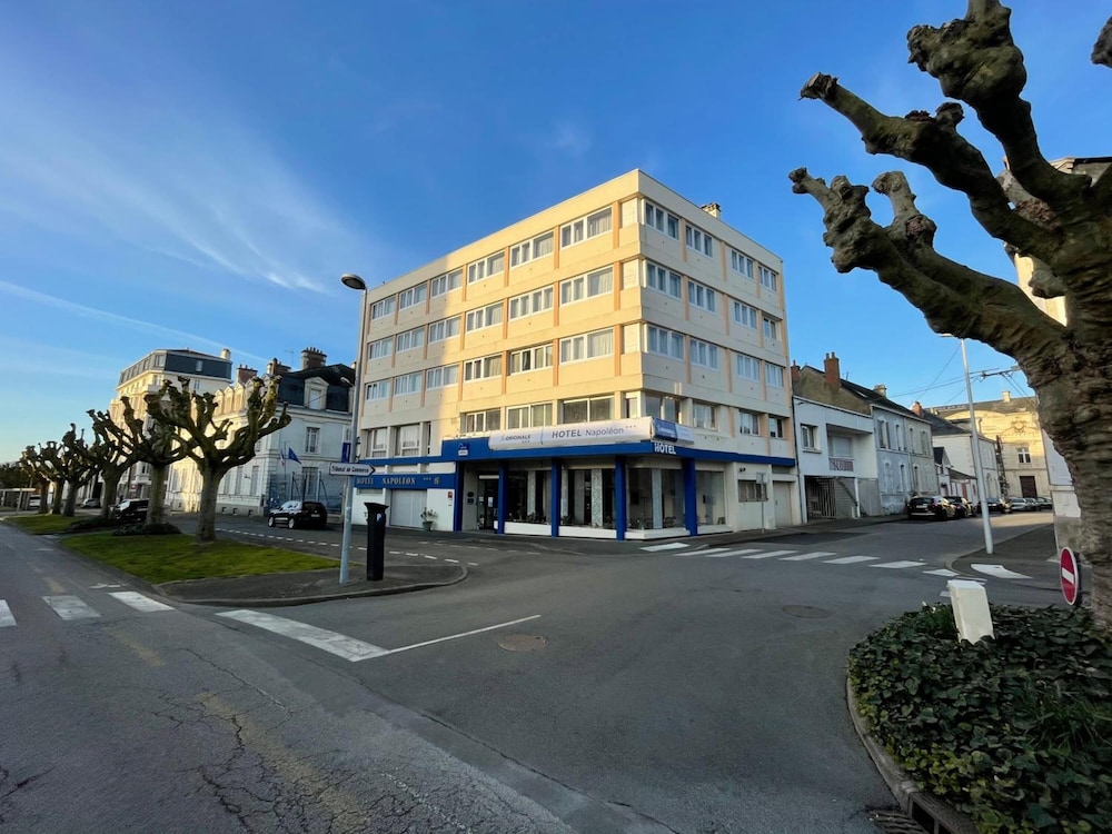 Inter Hotel Napoleon 1/32