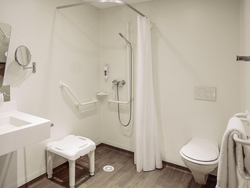 Mercure Forbach 49/49