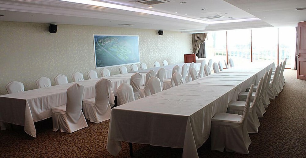 Arden Hill Resort & Golf Club 26/53