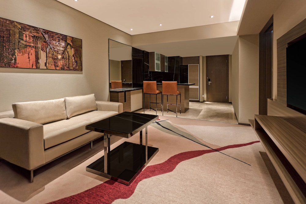 Sheraton Grand Bengaluru Whitefield Hotel and Convention Center 43/74