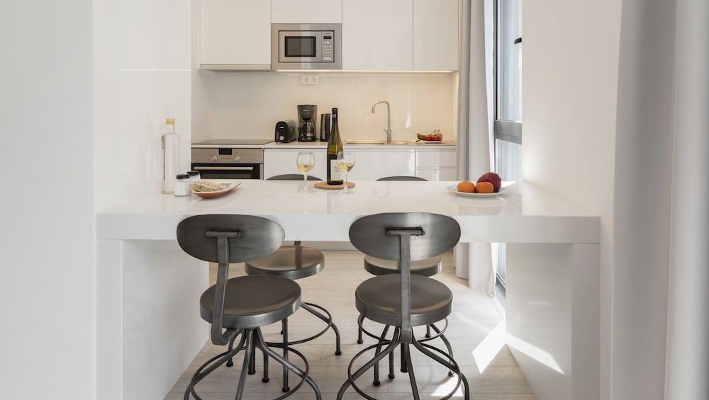 Lisbon Serviced Apartments Parque 58/66