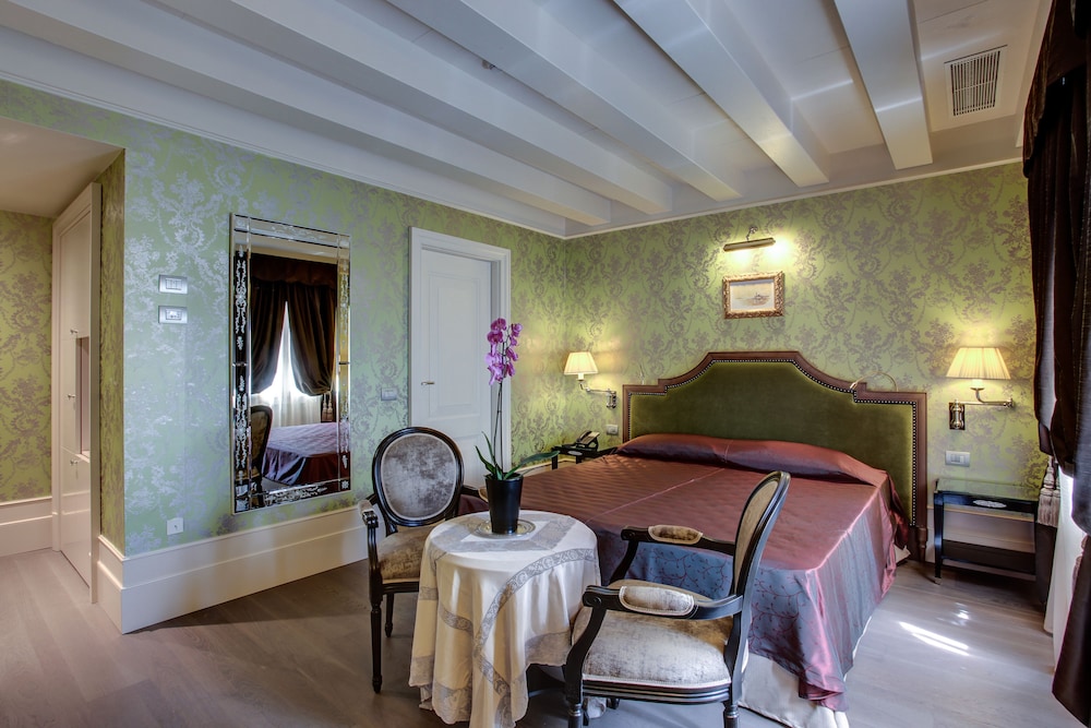 Hotel Moresco 31/42