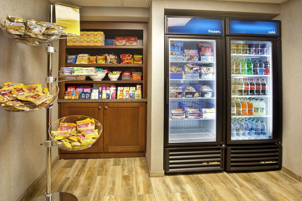 Hampton Inn And Suites el Paso Airport 34/47