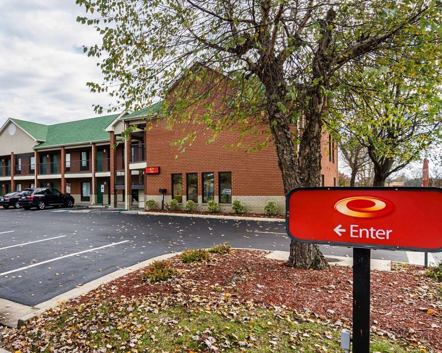Econo Lodge Richmond North 12/14