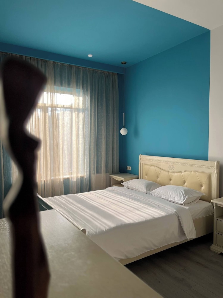 Sweet Home Apart-Hotel 77/108
